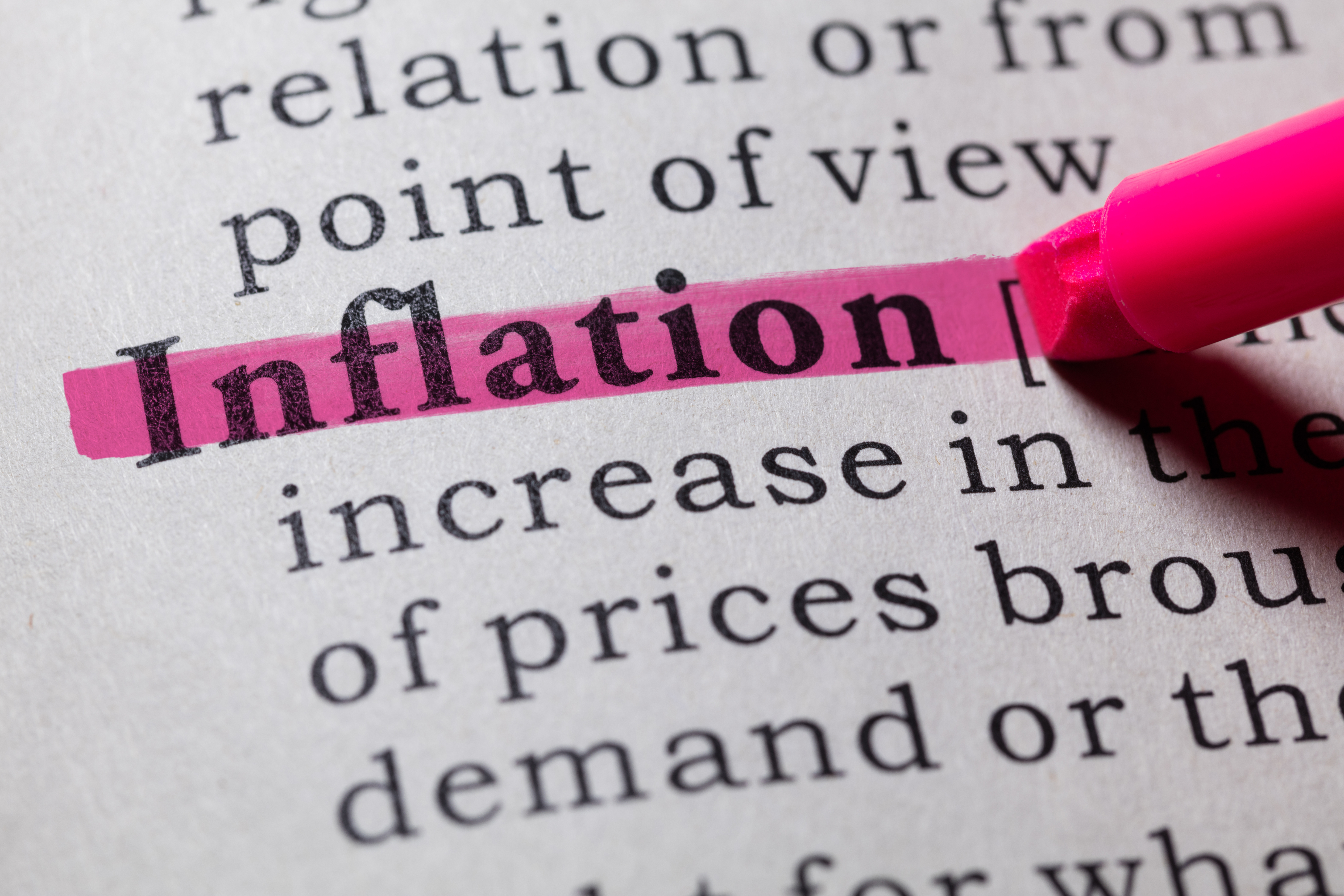 Inflation push and pull divides central bankers